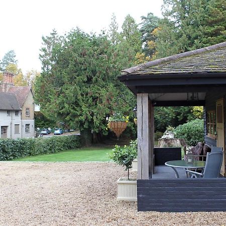 The Devils Cradle Hotel Farnham  Exterior foto